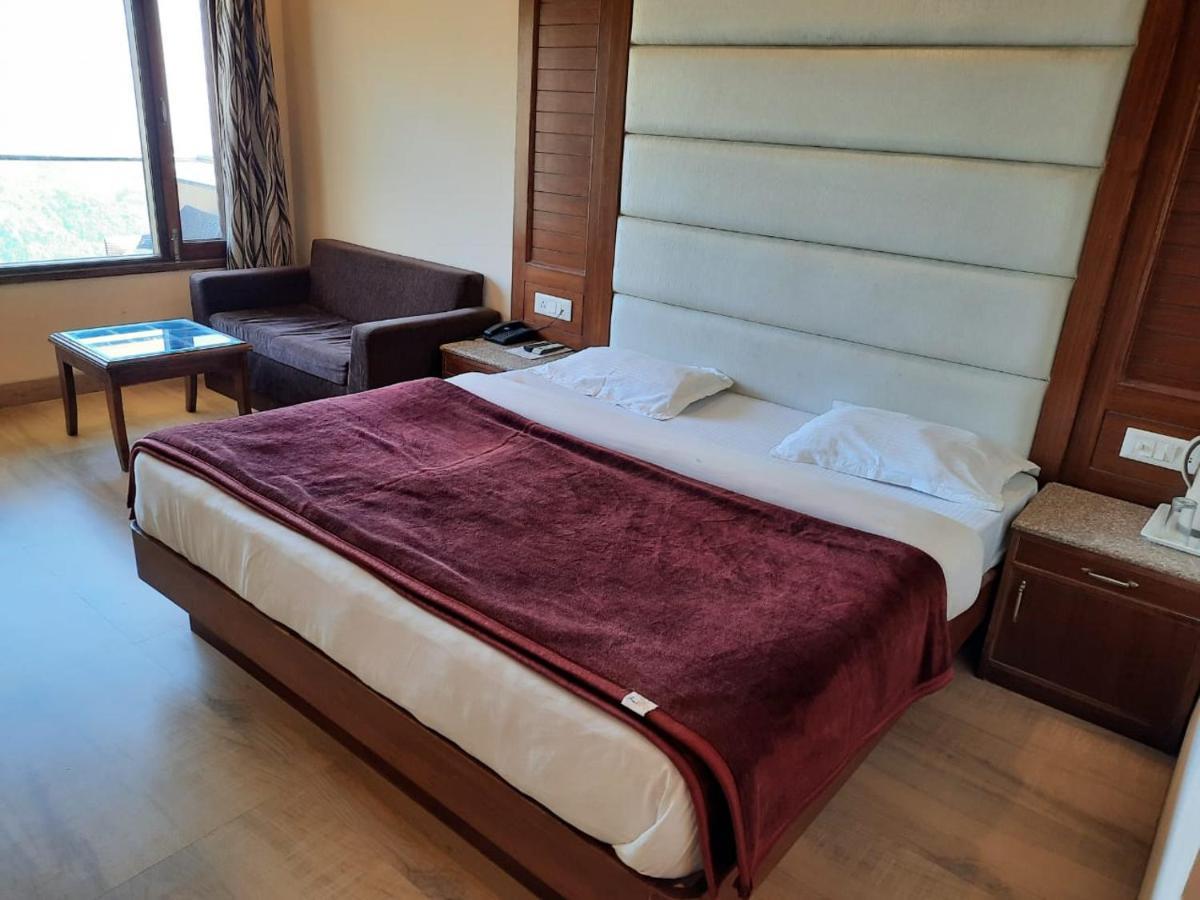 Hotel Basera Mussoorie Ngoại thất bức ảnh