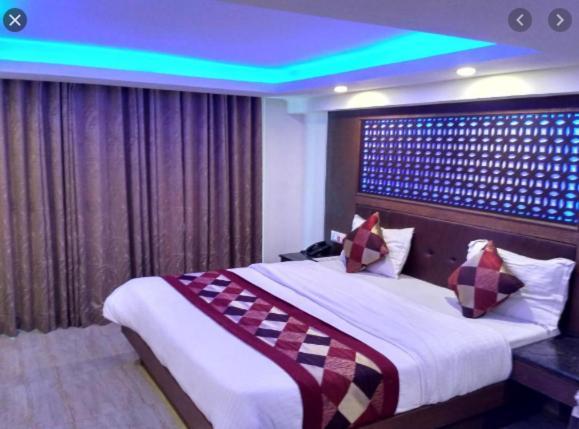 Hotel Basera Mussoorie Ngoại thất bức ảnh