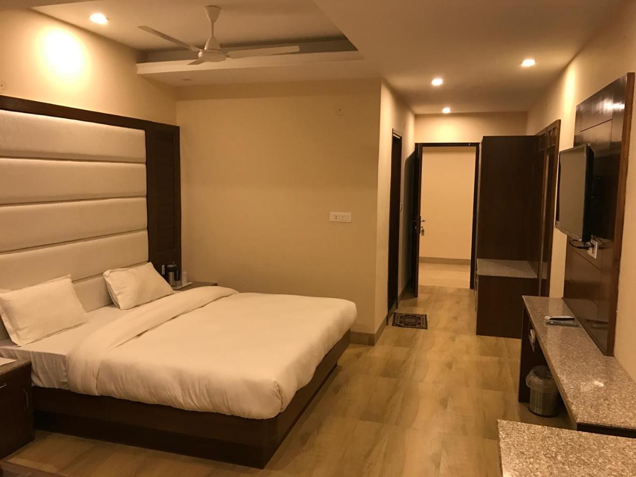 Hotel Basera Mussoorie Ngoại thất bức ảnh